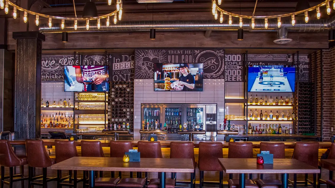 State & Main Kitchen + Bar - Vaughan, Vaughan, ON State & Main Kitchen + Bar - Vaughan, Vaughan, ON