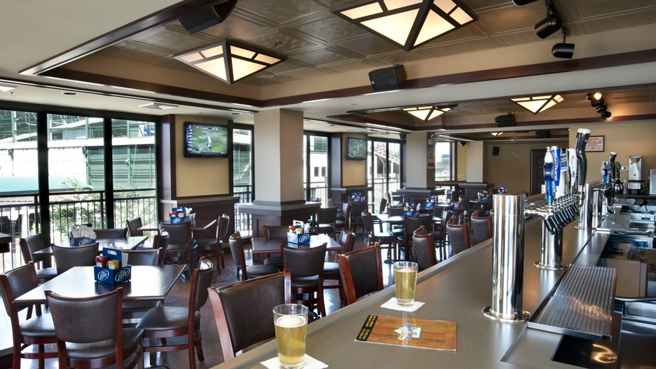 thomson country club grill room