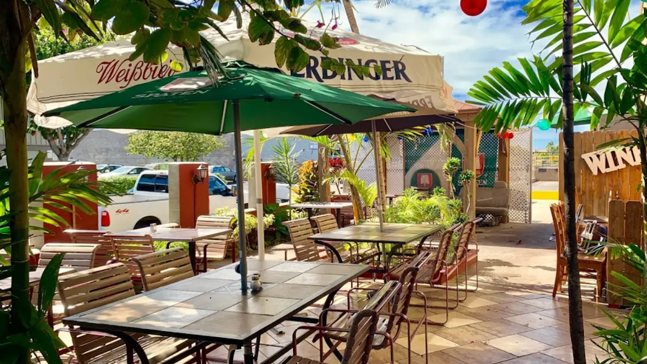 Our outdoor bier garden seating area - Brigit & Bernard's Garden Cafe, Kahului, HI