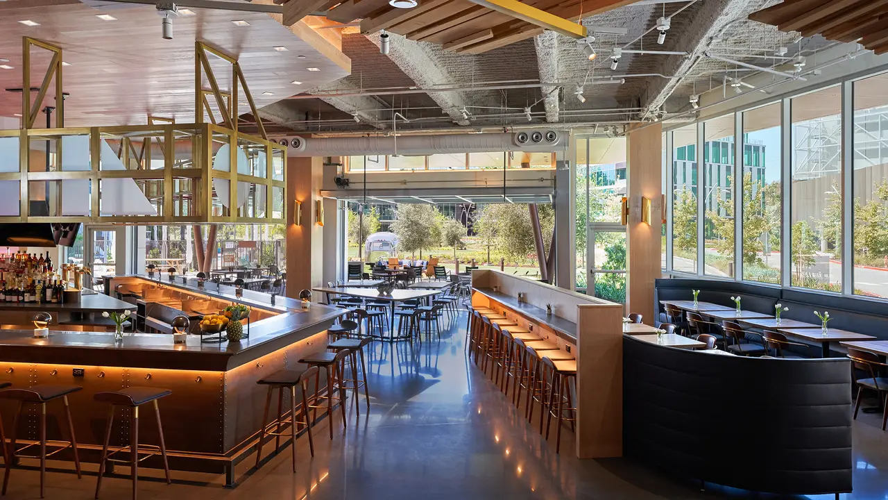 Restaurante Roger Bar & Restaurant - Mountain View, , CA | OpenTable