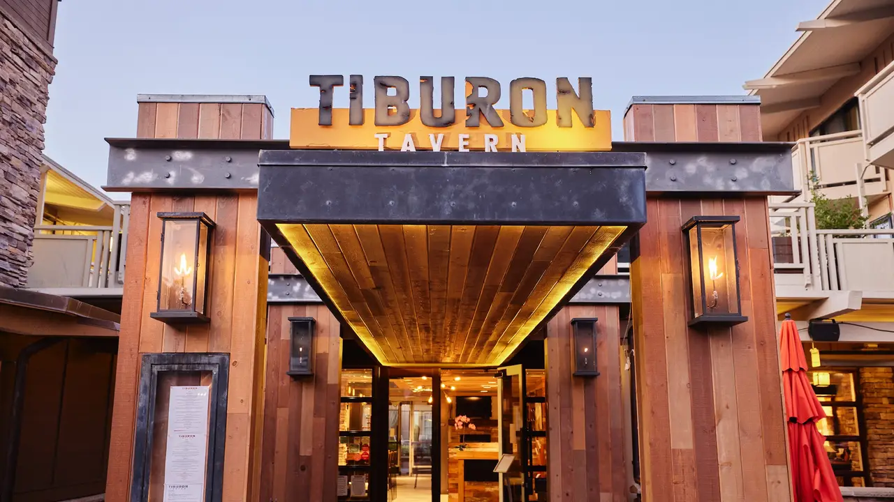 Entrance - Tiburon Tavern, Tiburon, CA