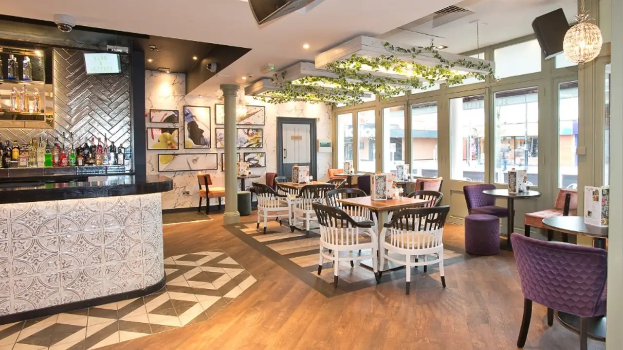 Slug & Lettuce - Romford Restaurant - London | OpenTable