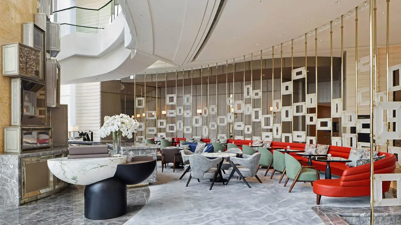 Four Seasons Hong Kong - Gallery, Central, Hong Kong Island Four Seasons Hong Kong - Gallery, Central, Hong Kong Island