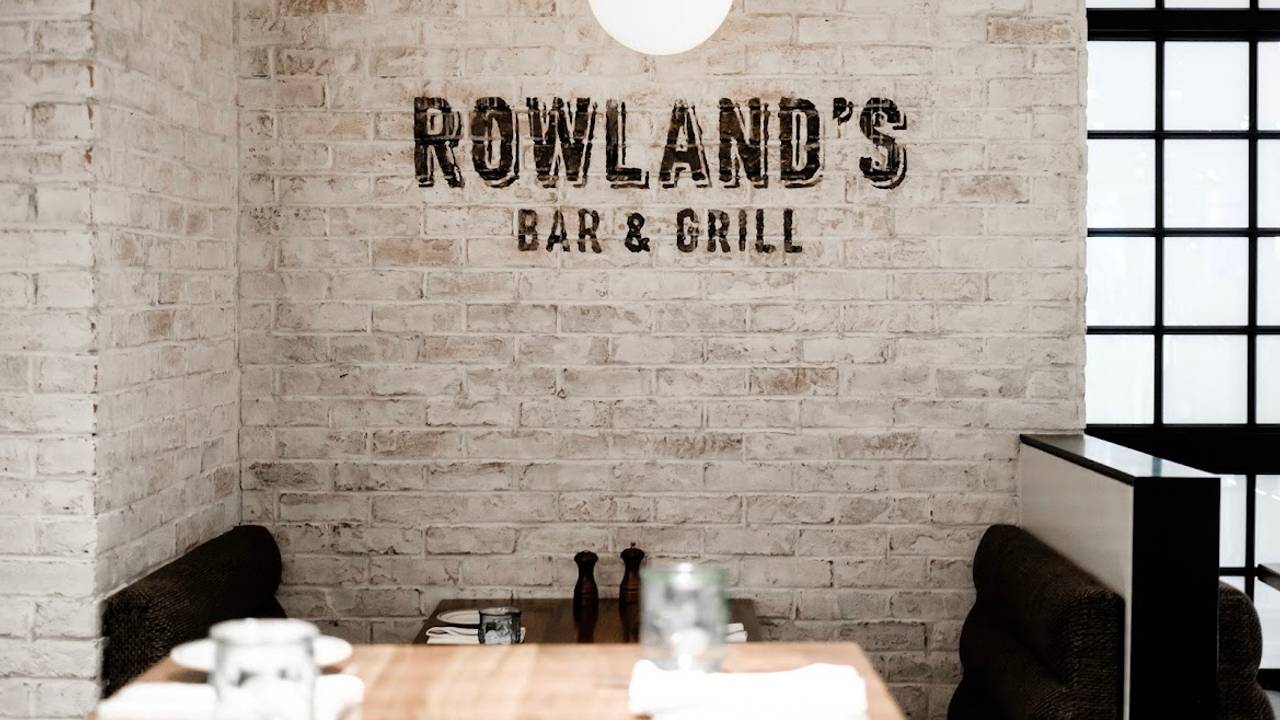 Total 94+ imagen rowlands bar and grill nyc Thcshoanghoathambadinh