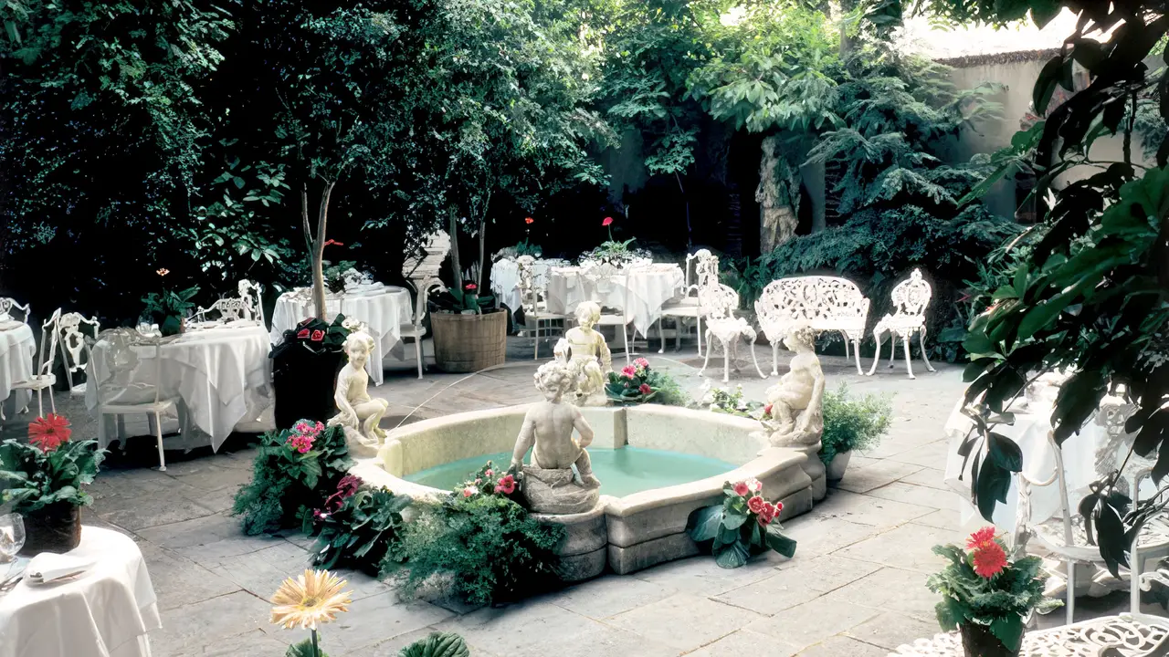 The Barbetta Garden - Barbetta Restaurant, New York, NY