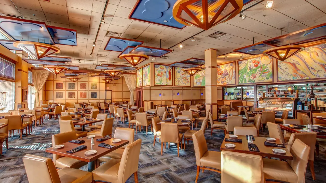 Catch 35 - Naperville Restaurant - Naperville, IL | OpenTable