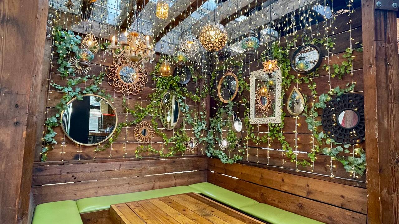 Paradise Park, Wicker Park's Twinkling And Festive New Pizzeria And Bar,  Now Open