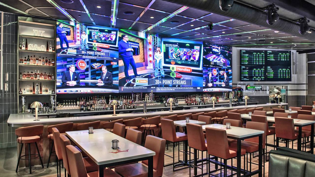 DraftKings Sportsbook has a Big Game Happy Hour Super Boost