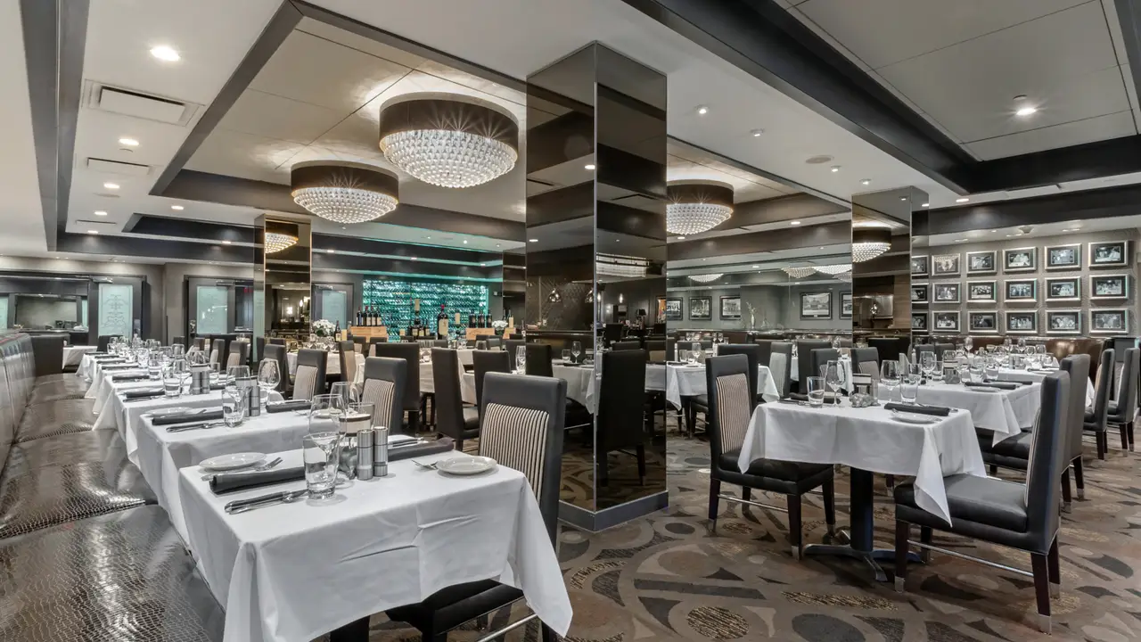 Morton's The Steakhouse Great Neck Restaurant Great Neck, , NY