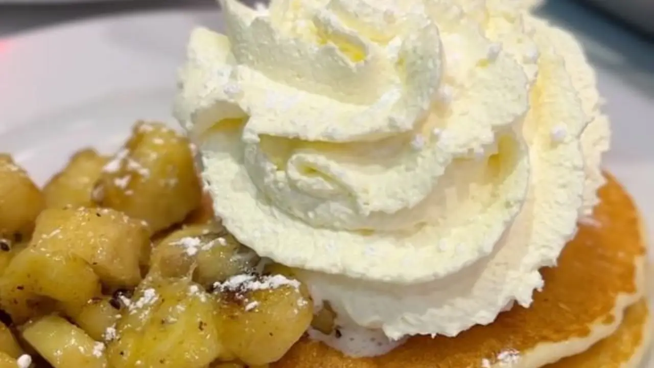 Notorious E. A. T in Burleigh Heads’ pancake burger you can eat, anytime of the day Gold Coast