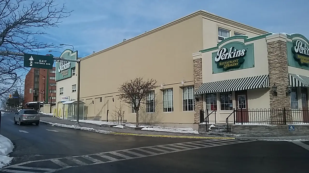 Perkins Restaurant & Bakery, Niagara Falls, Niagara Falls, ON