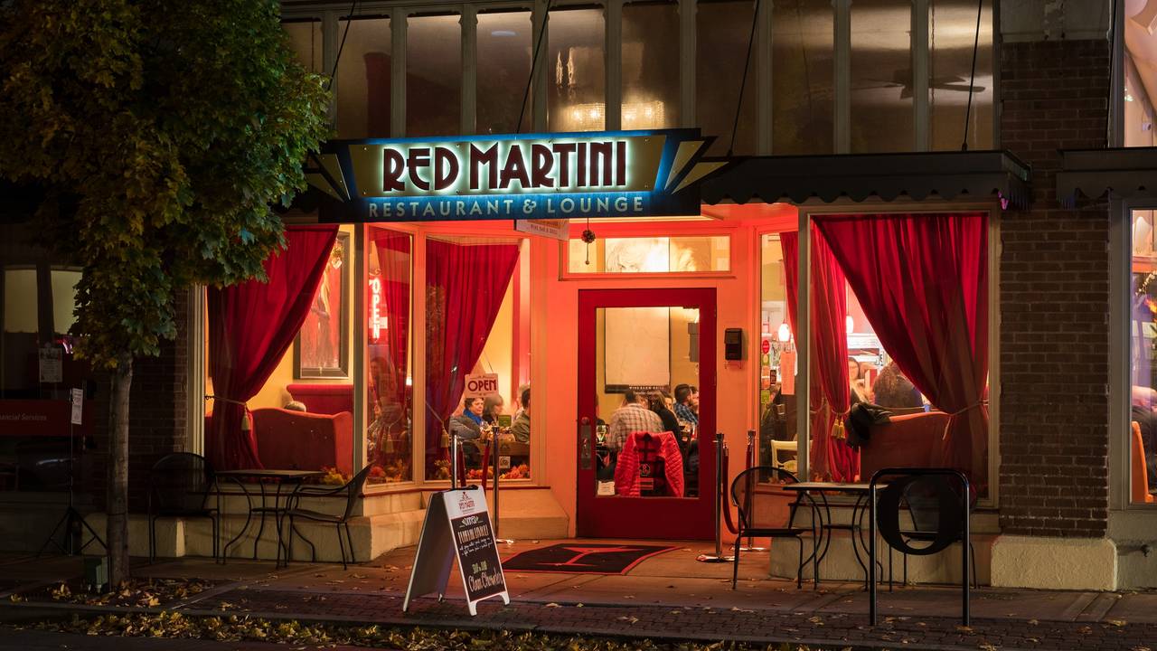 Red Martini Wine Bar Grill Restaurant Redmond Or Opentable