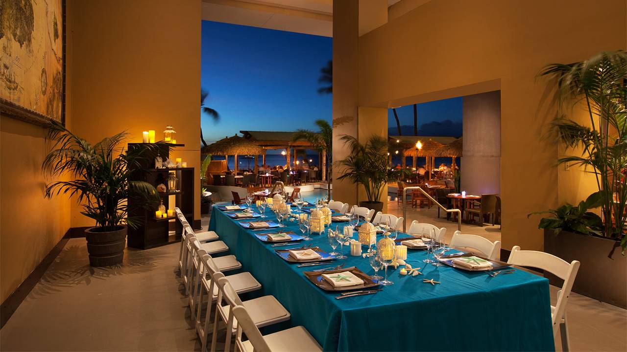 Best Restaurants In Kaanapali Opentable Oceanside