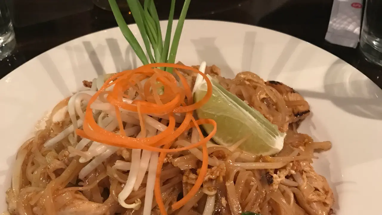 Thai Select Restaurant New York Ny Opentable