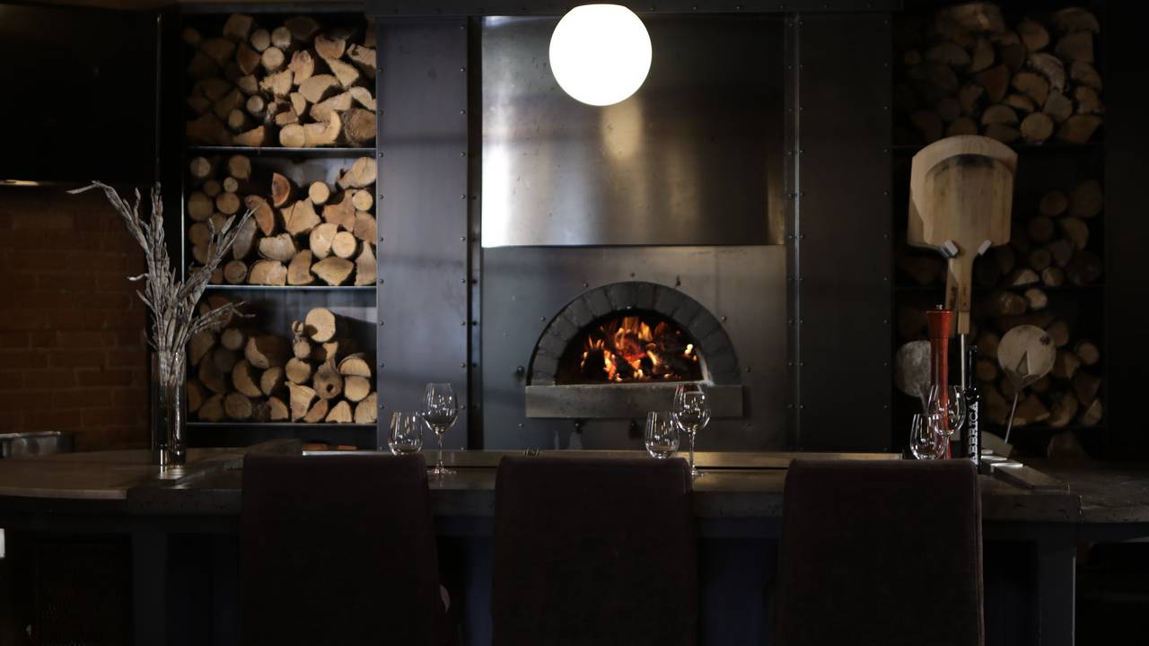 Fabbrica At Thornbury Restaurant On Opentable Fabbrica At Thornbury