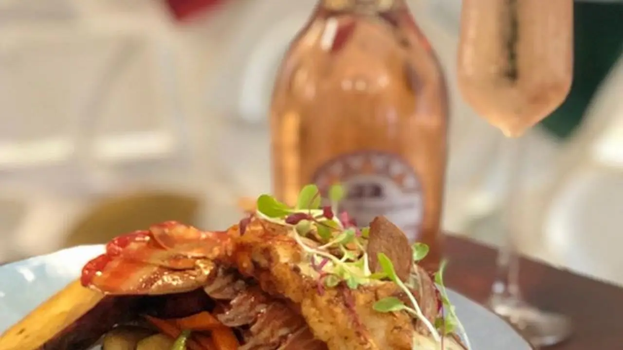 Restaurante Broken Plate Kingston, , Kingston OpenTable