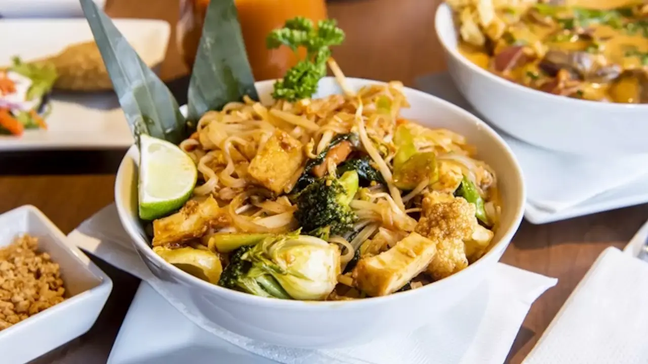 Crystal Thani Thai Kitchen Bar Restaurant Toronto ON OpenTable   28934734.webp