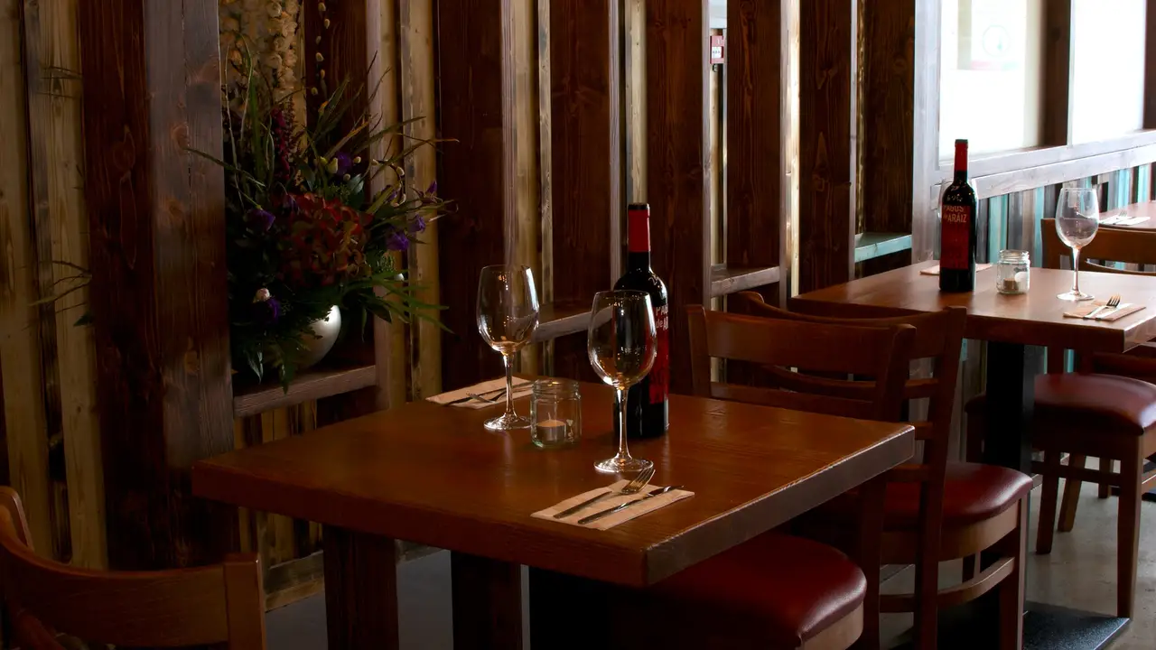 Restaurante New Oak Wine Bar Leixlip, , Co. Kildare OpenTable