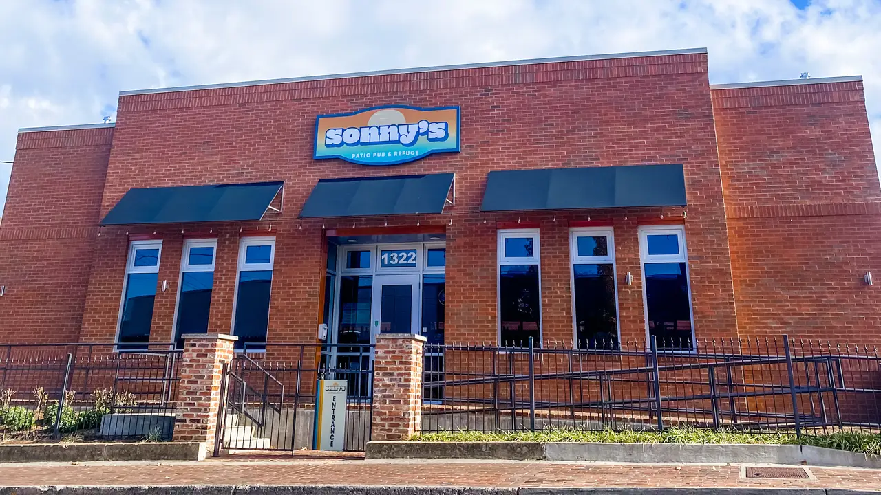 Sonny's Patio Pub and Refuge, Nashville, TN Sonny's Patio Pub and Refuge, Nashville, TN