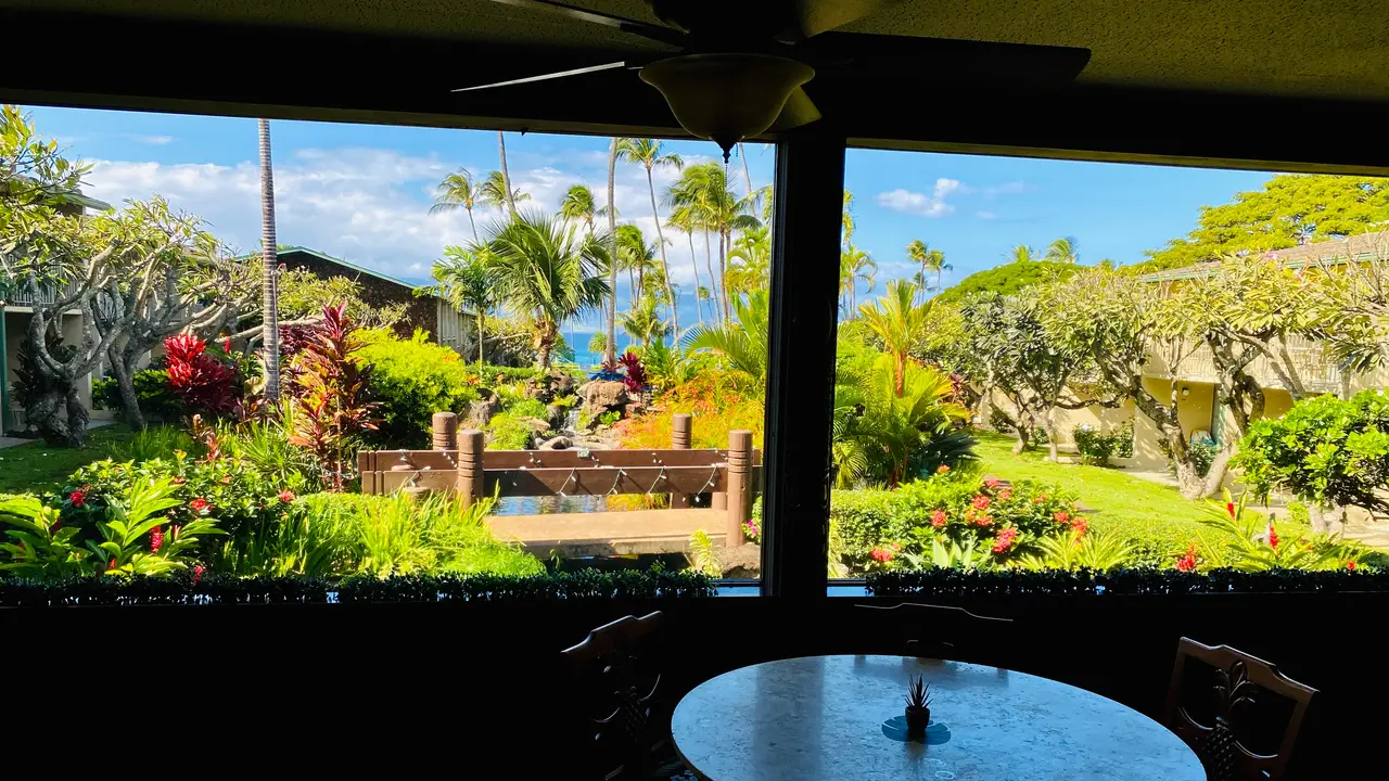 Kitchen 5315, Lahaina, HI Kitchen 5315, Lahaina, HI