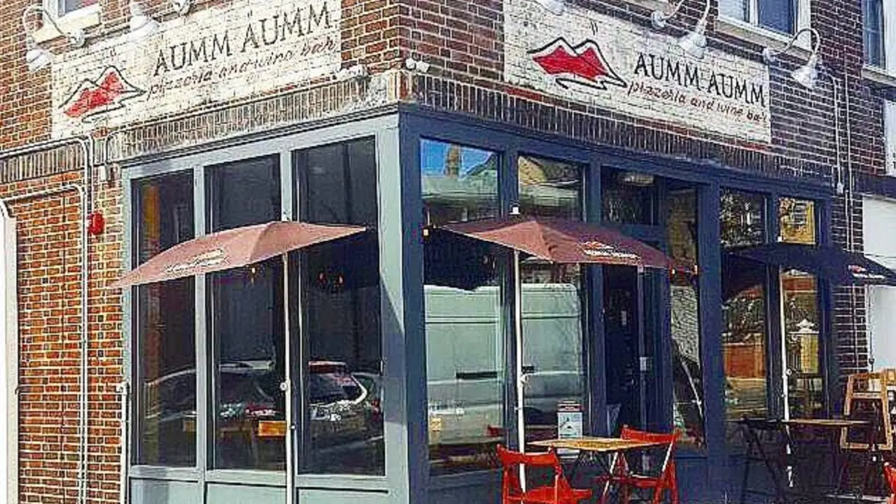 Aumm Aumm Pizzeria & Wine Bar North Bergen Restaurant North Bergen