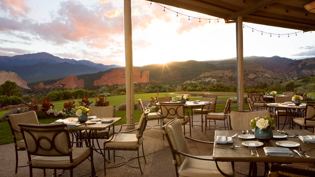 Grand View Dining Room at the Garden of the Gods Resort & Club ...