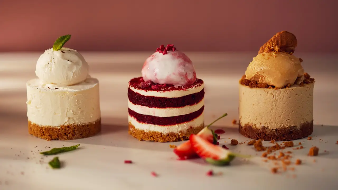 Heavenly Desserts Watford Updated 2024, Dessert Restaurant in Watford