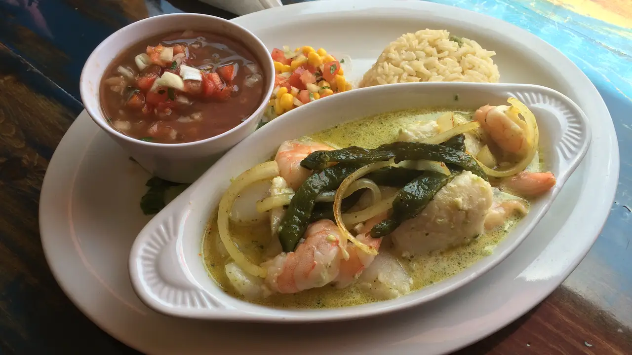 Mexican food, seafood, Mariscos Poblanos - Nuestro Mexico Restaurant, Bakersfield, CA