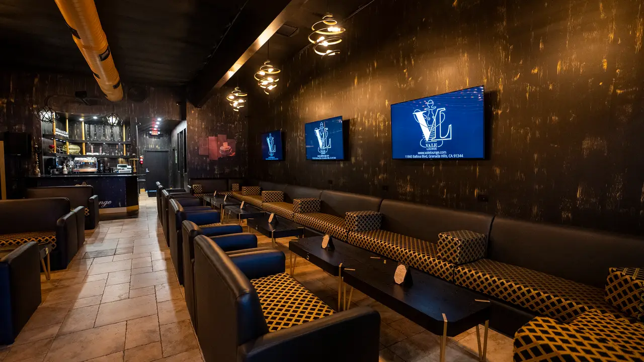 We provide premium tobacco, 5-star menu and more! - Vale Lounge, Los Angeles, CA