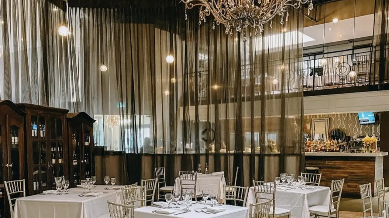 Castello Ristorante Antico, Woodbridge, ON Castello Ristorante Antico, Woodbridge, ON