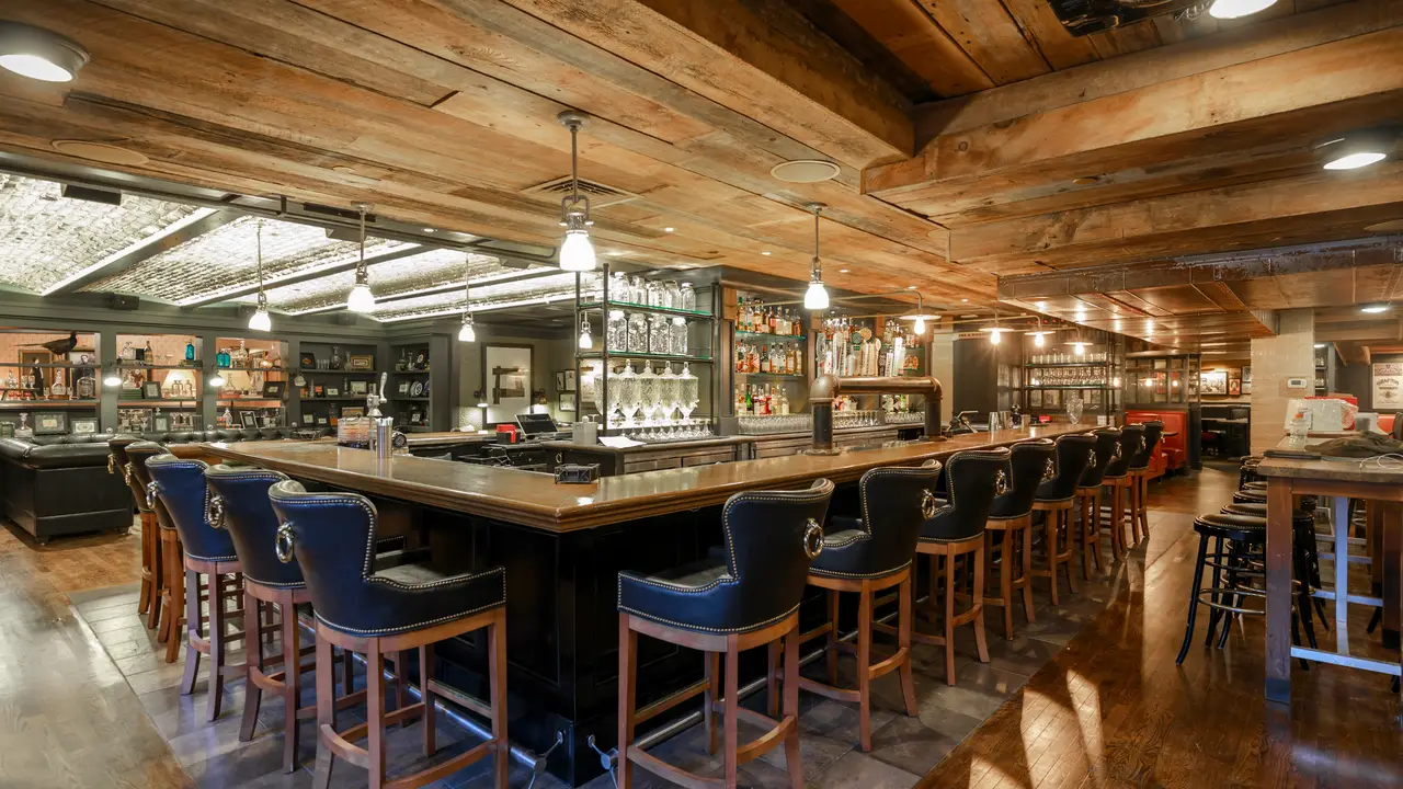 Grafton Street Pub & Grill Restaurant Cambridge, MA Book on OpenTable