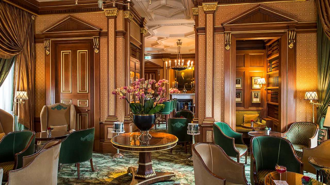 The Library Bar at The Lanesborough - The Library Bar at The Lanesborough, London, Greater London
