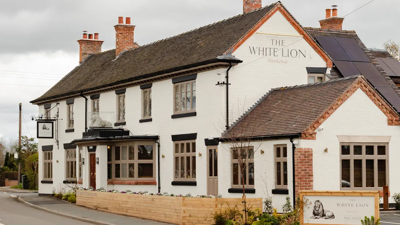 White Lion, Crewe, Crewe
