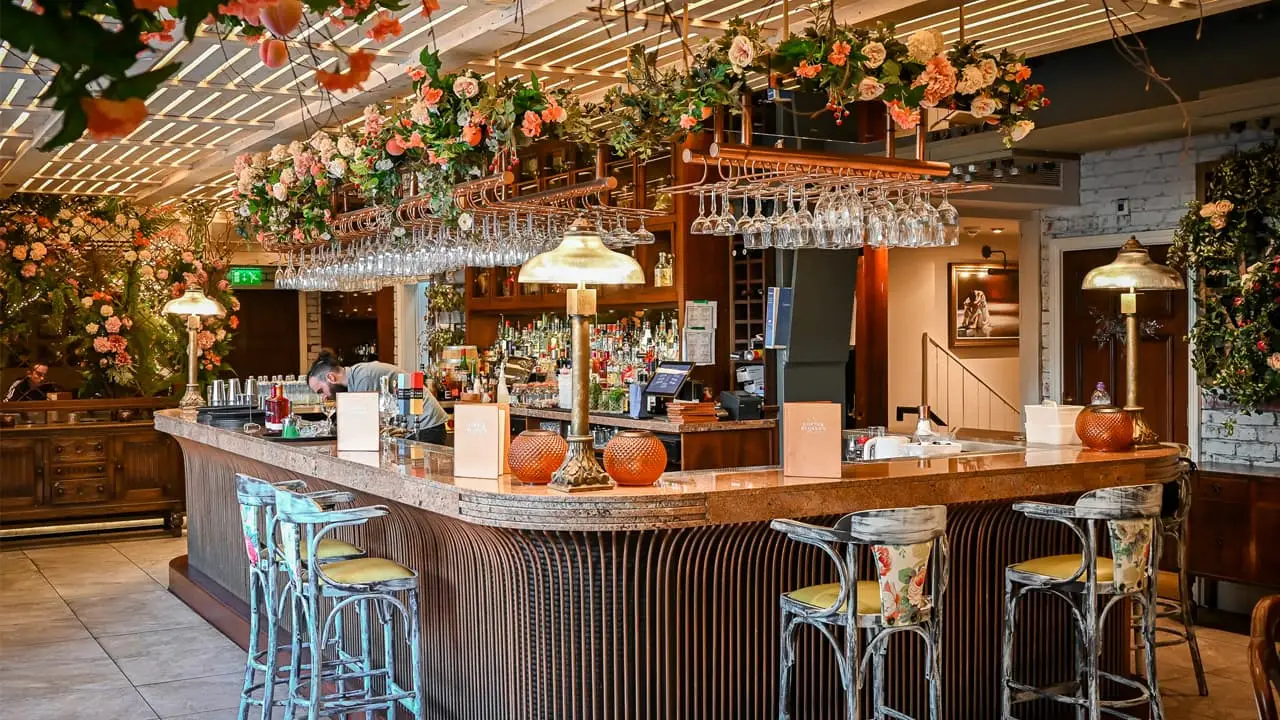 Copper Blossom, cocktail bar in Edinburgh Copper Blossom, cocktail bar in Edinburgh - Copper Blossom, Edinburgh,