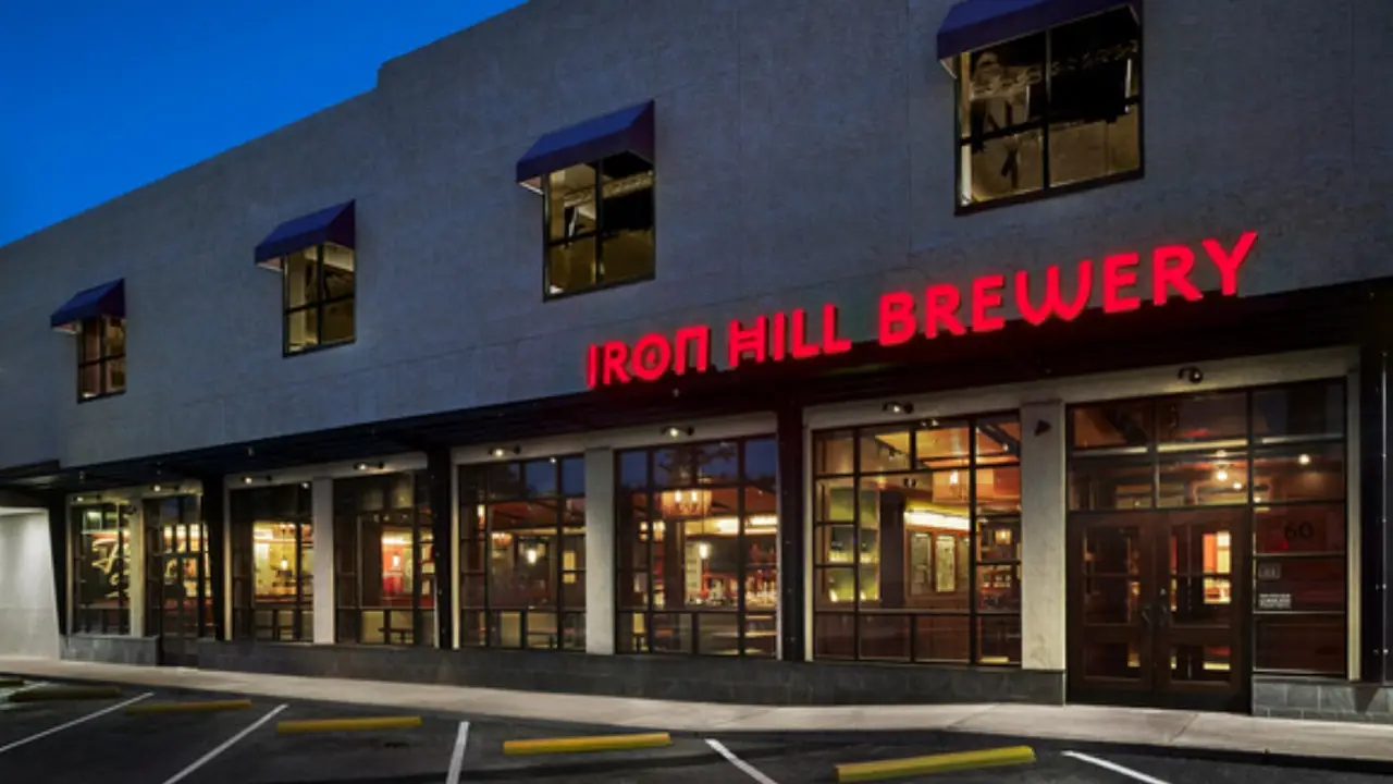 Iron Hill Brewery - Ardmore, Ardmore, PA