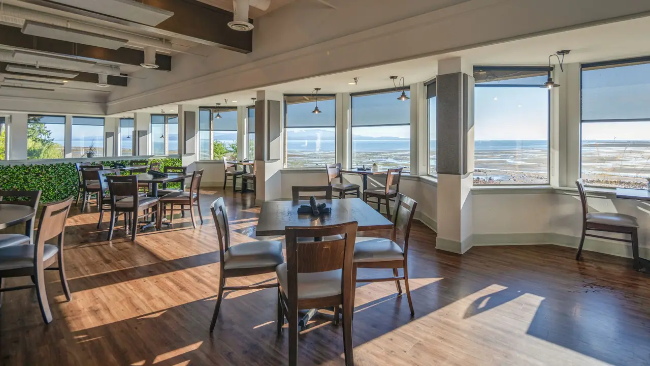 Bayside Restaurant and Lounge, Parksville, BC