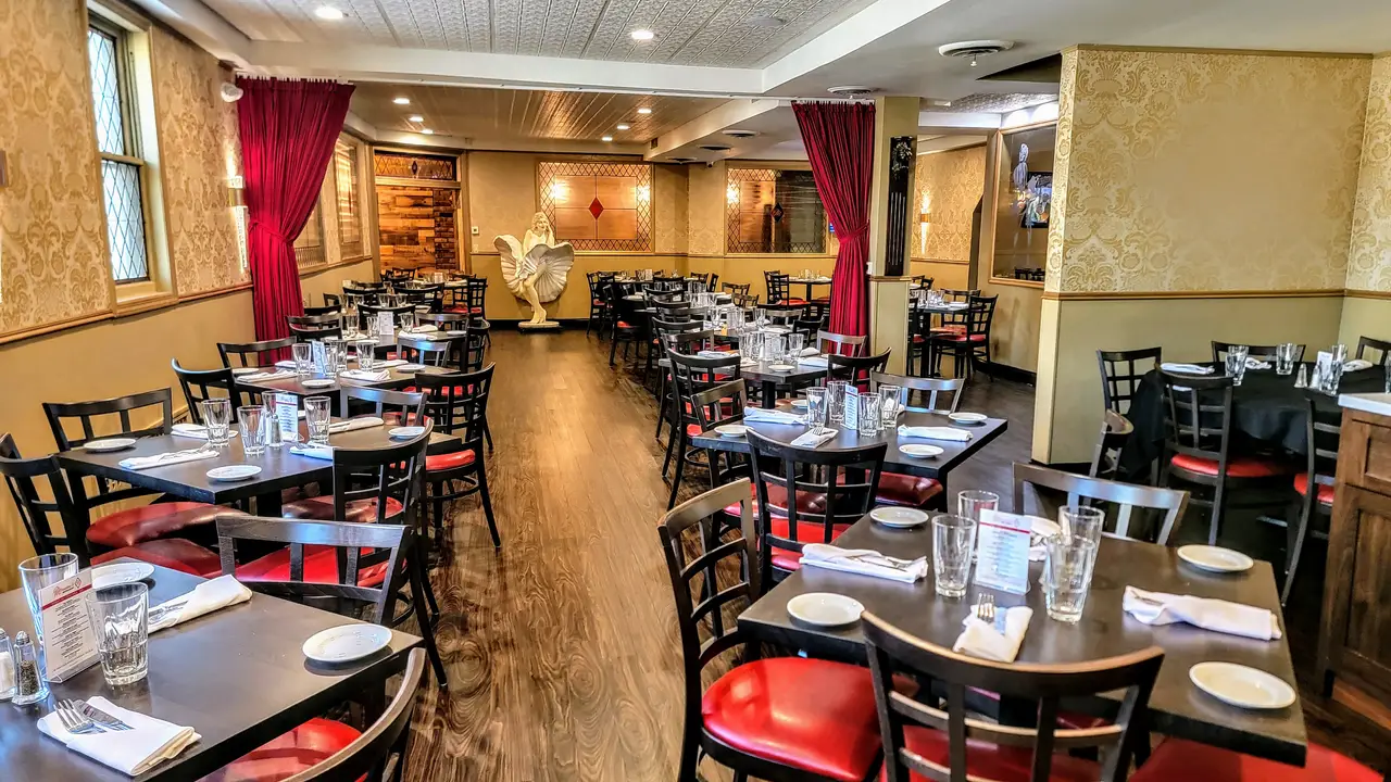 Monroe's Restaurant, Westbury, NY