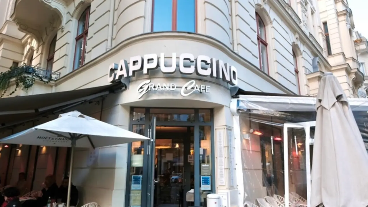 Grand Cafe Cappuccino by Petrocelli, Berlin, BE