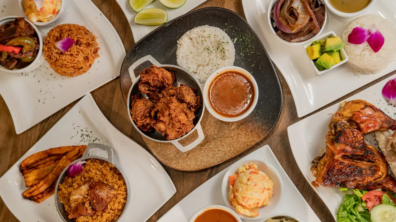 Restaurante Blue Lounge & Grill - Lawrence, , MA | OpenTable