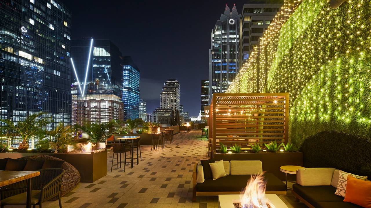 Karriere Brutal ubetalt Edge Rooftop Bar Restaurant - Austin, TX | Book on OpenTable