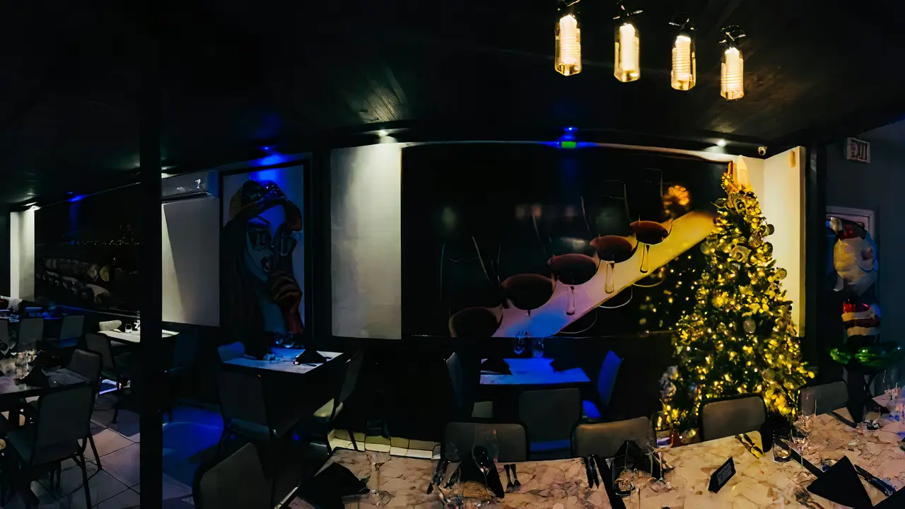 Indoor seating Indoor seating - Costa Azul Wine & Lounge, Carolina, PR