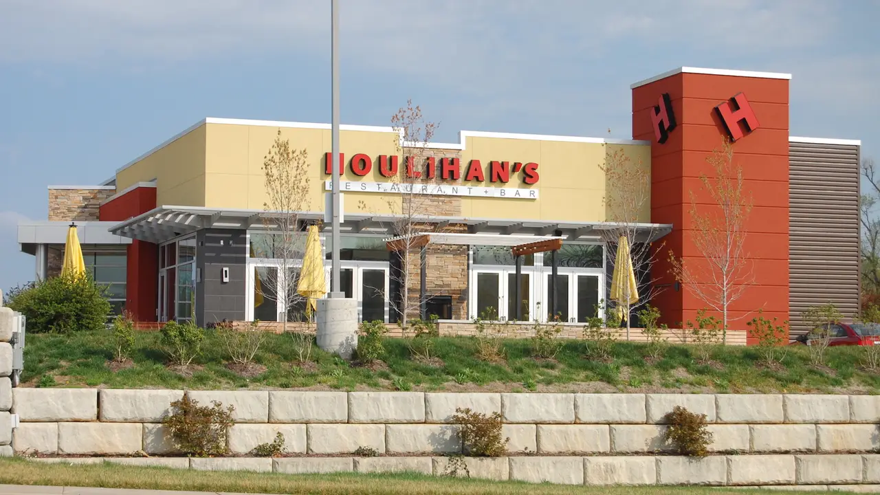 Houlihan's - South Springfield, MO, Springfield, MO
