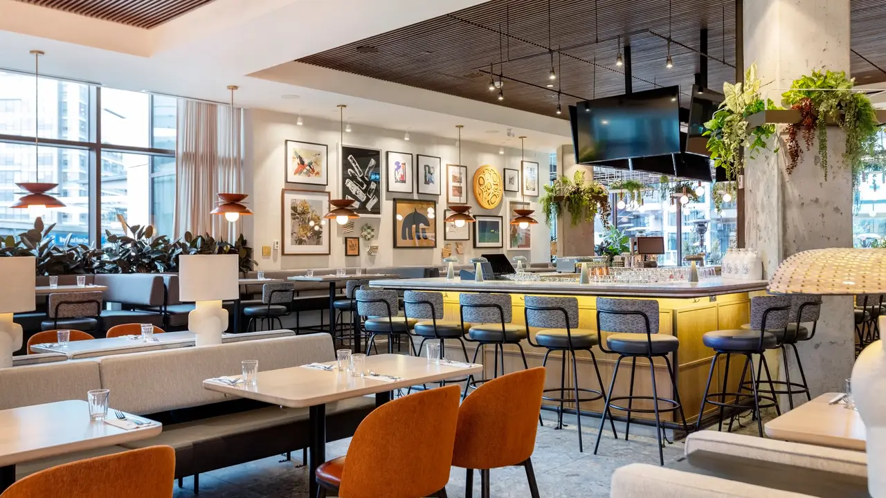 Earls Kitchen + Bar - Brentwood, Burnaby, BC