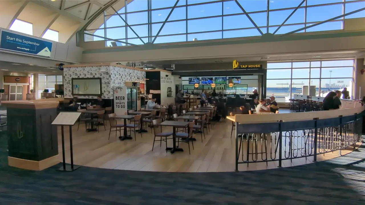 LB Taphouse - Concourse C, Gate 58, Calgary International Airport, Calgary, AB