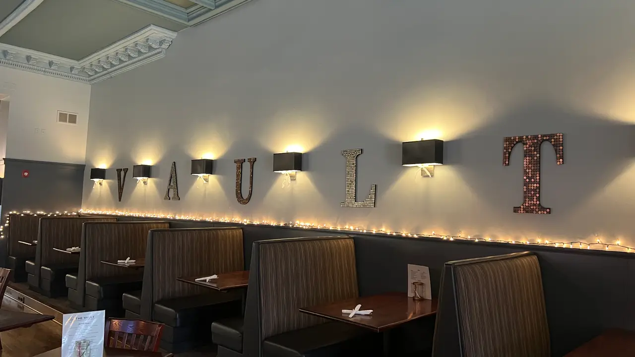 The Vault Restaurant & Cocktail Lounge, Dubuque, IA