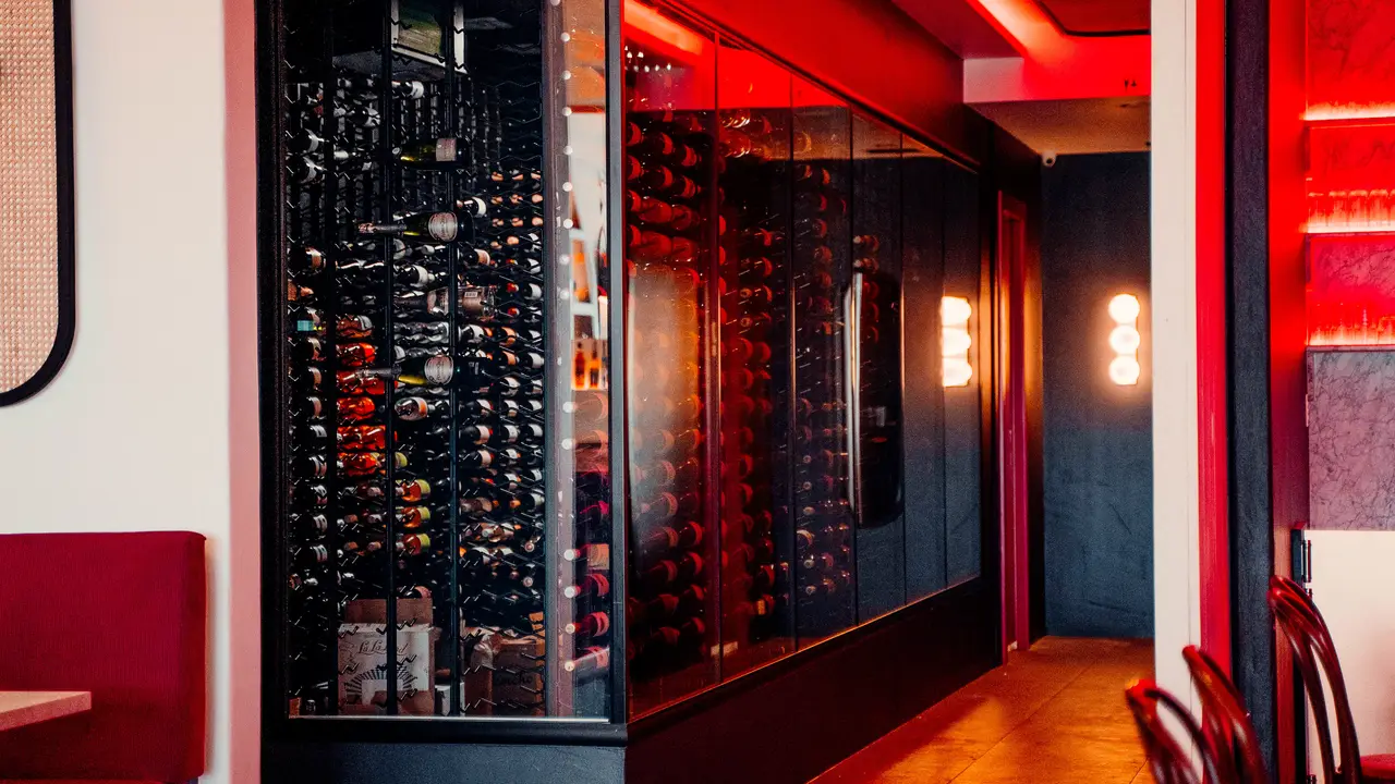 Rubi Red Kitchen & Bar Restaurant Nobby Beach, AUVIC OpenTable