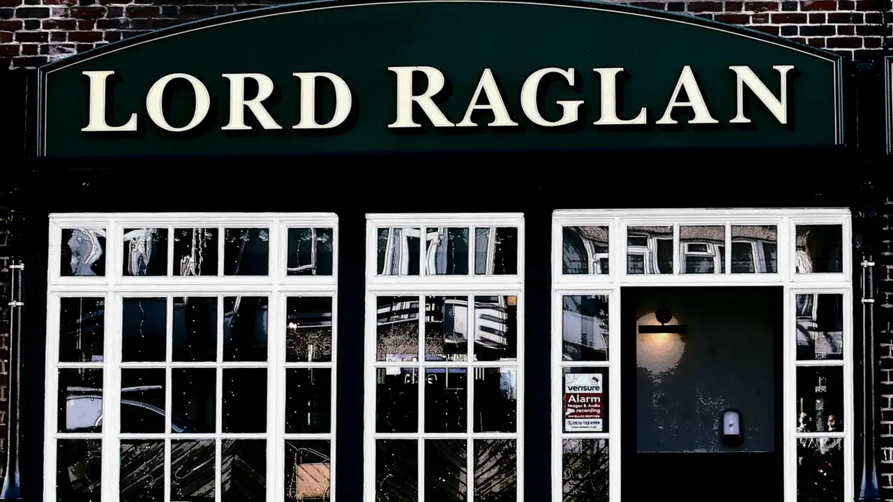 Lord Raglan, London, Greater London