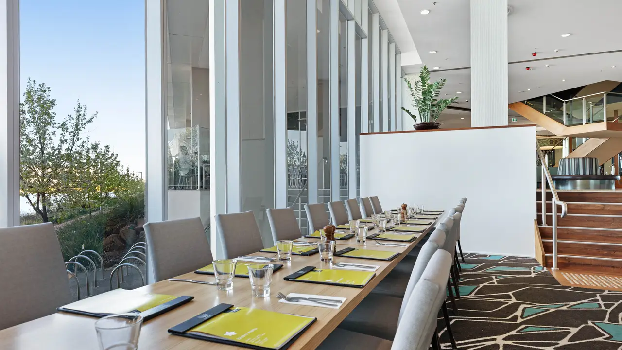 Restaurant Westwaters Hotel Bistro Caroline Springs, AUVIC