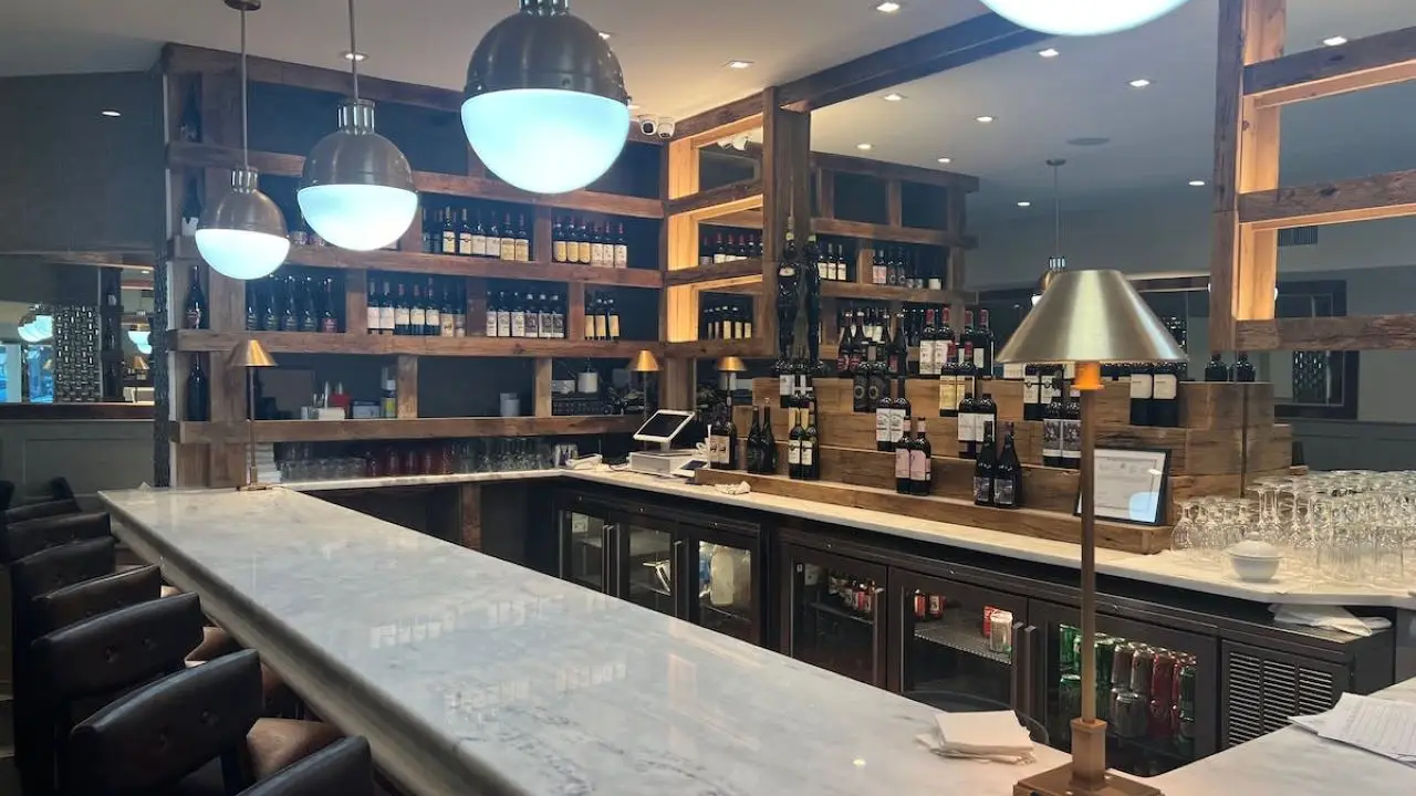 Restaurante Benny John's Bar and Grill New York, , NY OpenTable