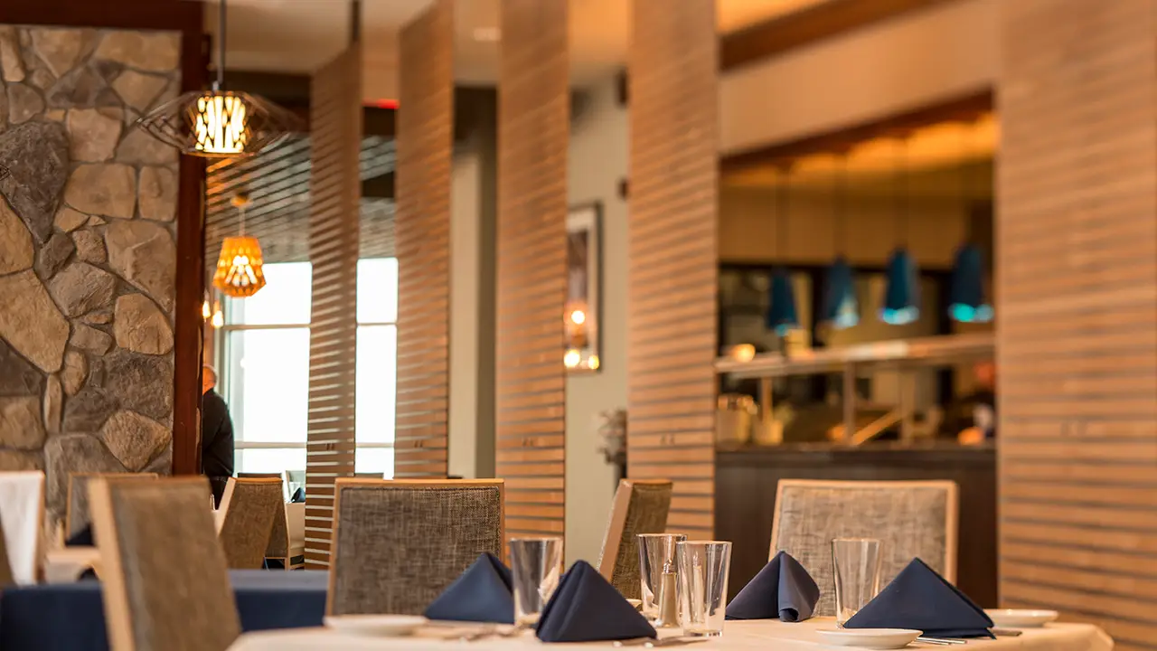 White Buffalo Grille The Lodge Casino (Must be 21+) Restaurant